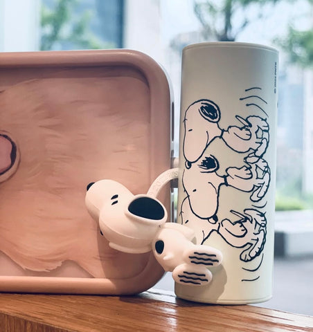 Peanuts Snoopy Portable Power Bank – Because Even Your Phone Deserves a Hug 🐾⚡