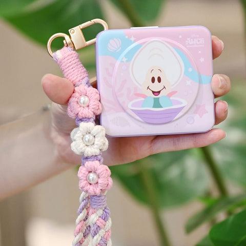 Alice in Wonderland 8 in 1 Power Bank – Baby Oysters Edition