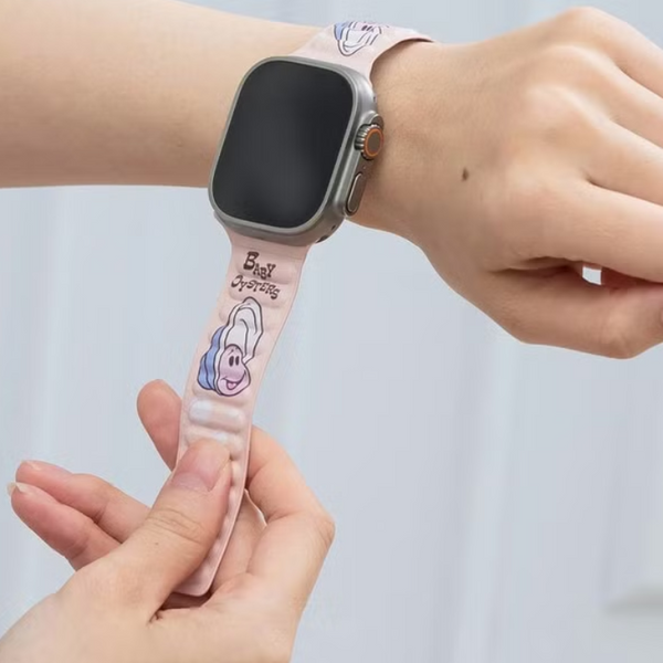 Alice in Wonderland Baby Oyster Apple Watch Band
