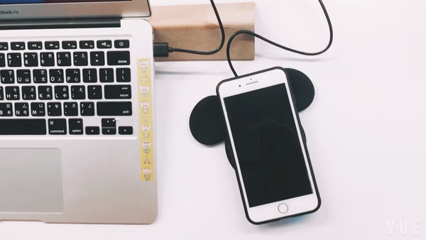 Disney Mickey's 90th Wireless Charging Pad - Fantasyusb